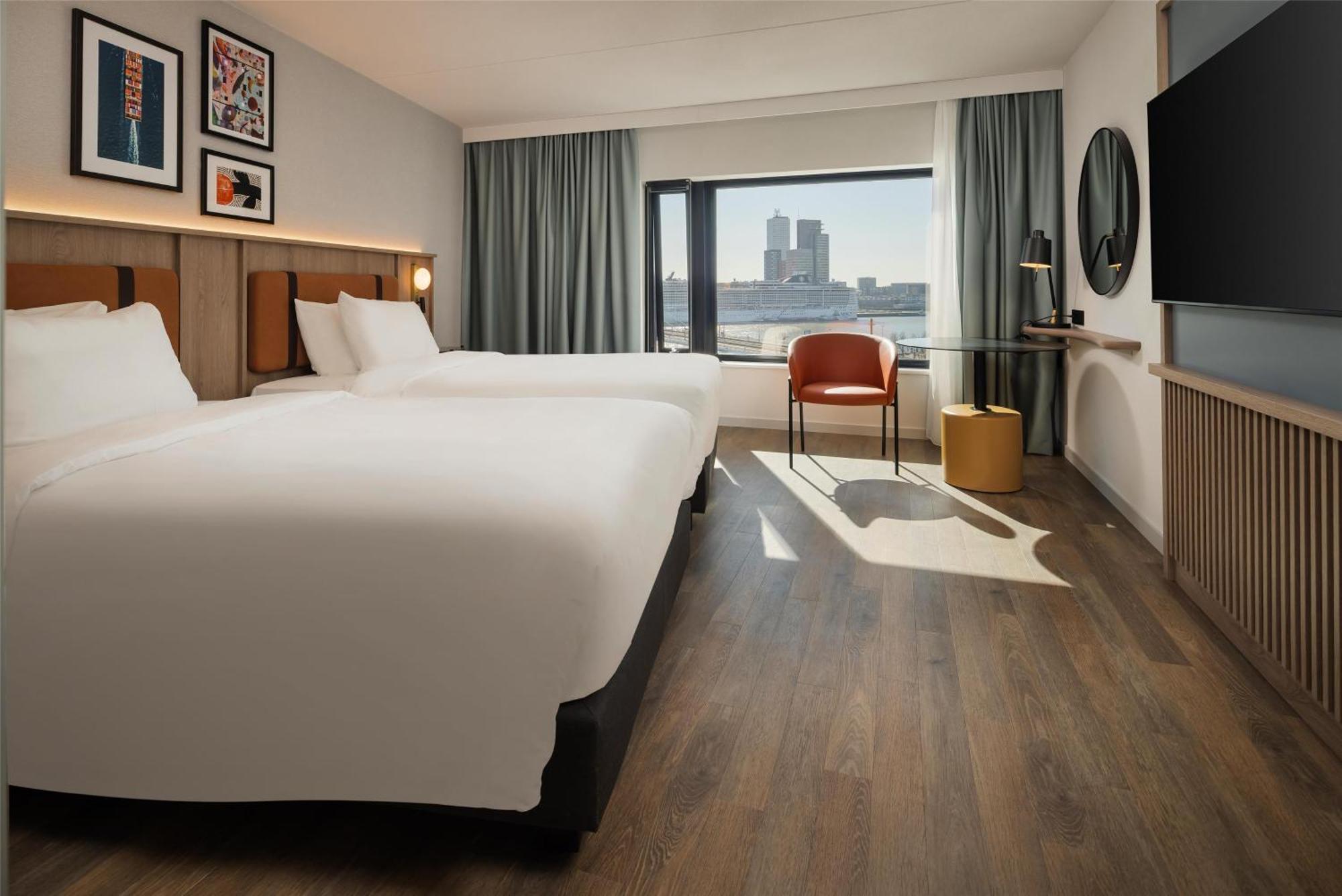Inntel Centre Hotel 4*