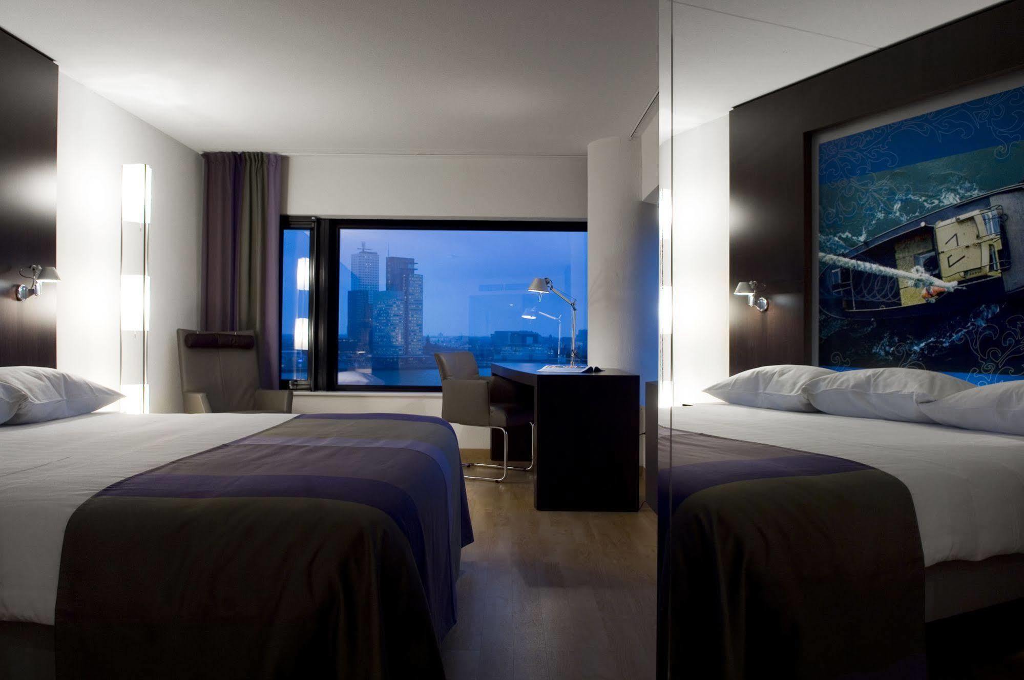 Doubletree By Hilton Centre Rotterdam